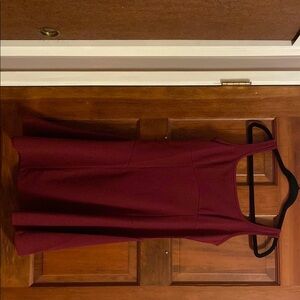 Elegant Burgundy Sleeveless Dress
